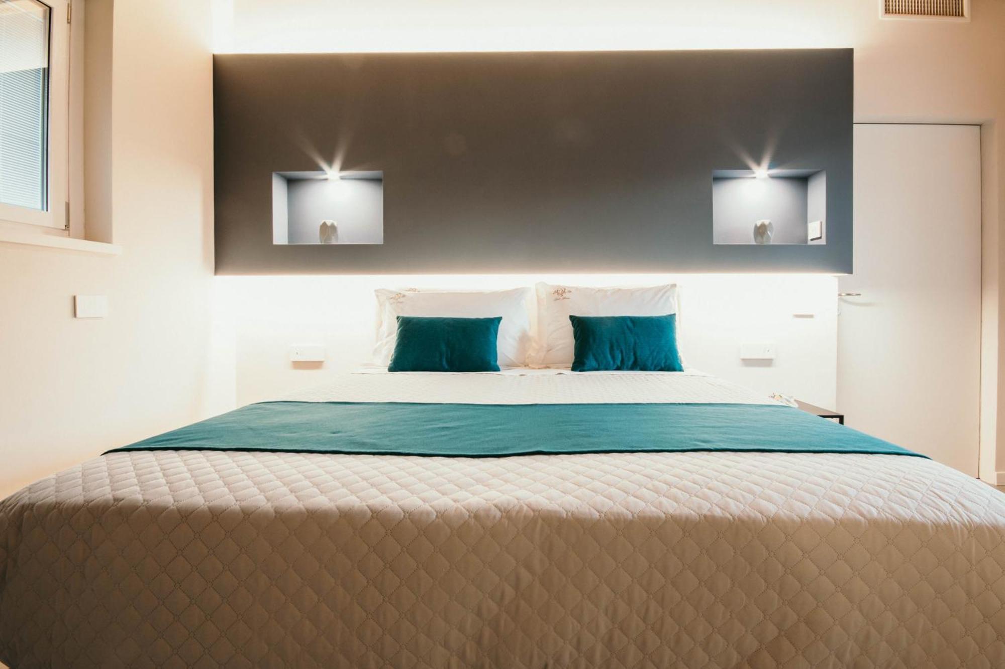 Gio Leo Guest House Lesa Zewnętrze zdjęcie