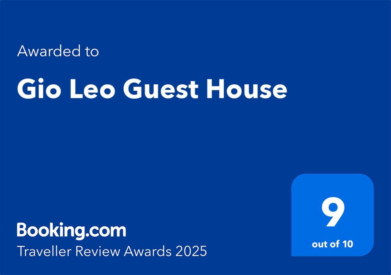 Gio Leo Guest House Lesa Zewnętrze zdjęcie